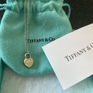 Return to Tiffany heart and chain
